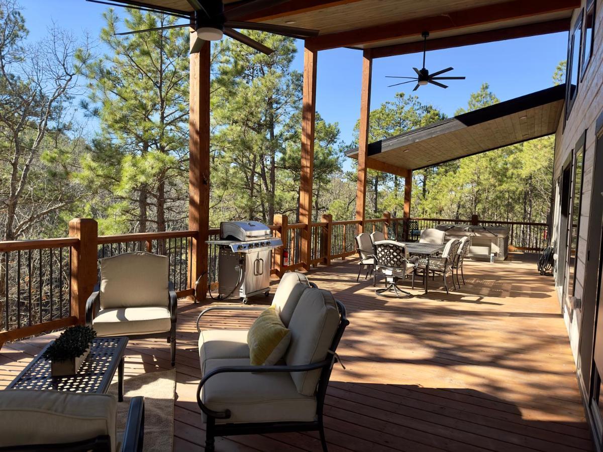 New Luxury Cabin, Hot Tub, Forest Views,Hotel Style Amenities Broken Bow Zewnętrze zdjęcie