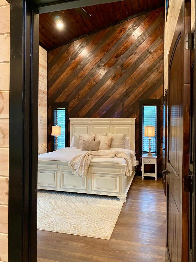 New Luxury Cabin, Hot Tub, Forest Views,Hotel Style Amenities Broken Bow Zewnętrze zdjęcie
