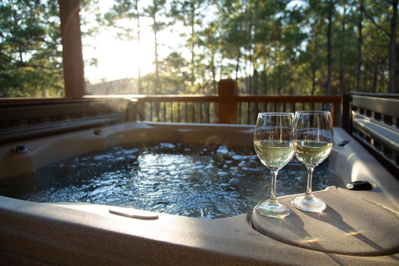 New Luxury Cabin, Hot Tub, Forest Views,Hotel Style Amenities Broken Bow Zewnętrze zdjęcie