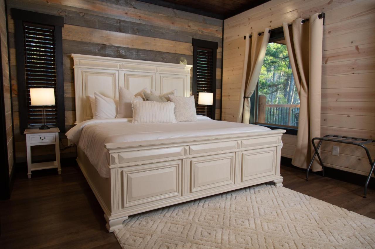 New Luxury Cabin, Hot Tub, Forest Views,Hotel Style Amenities Broken Bow Zewnętrze zdjęcie