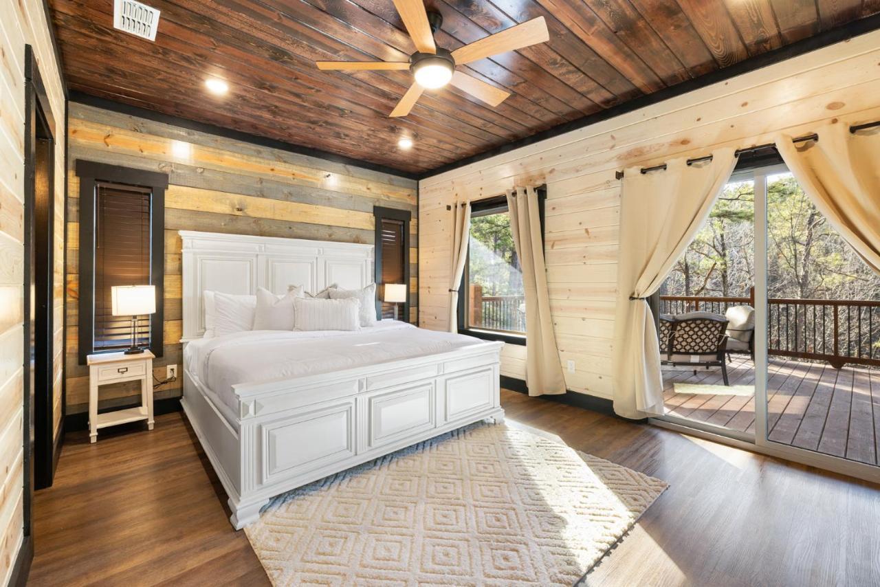 New Luxury Cabin, Hot Tub, Forest Views,Hotel Style Amenities Broken Bow Zewnętrze zdjęcie